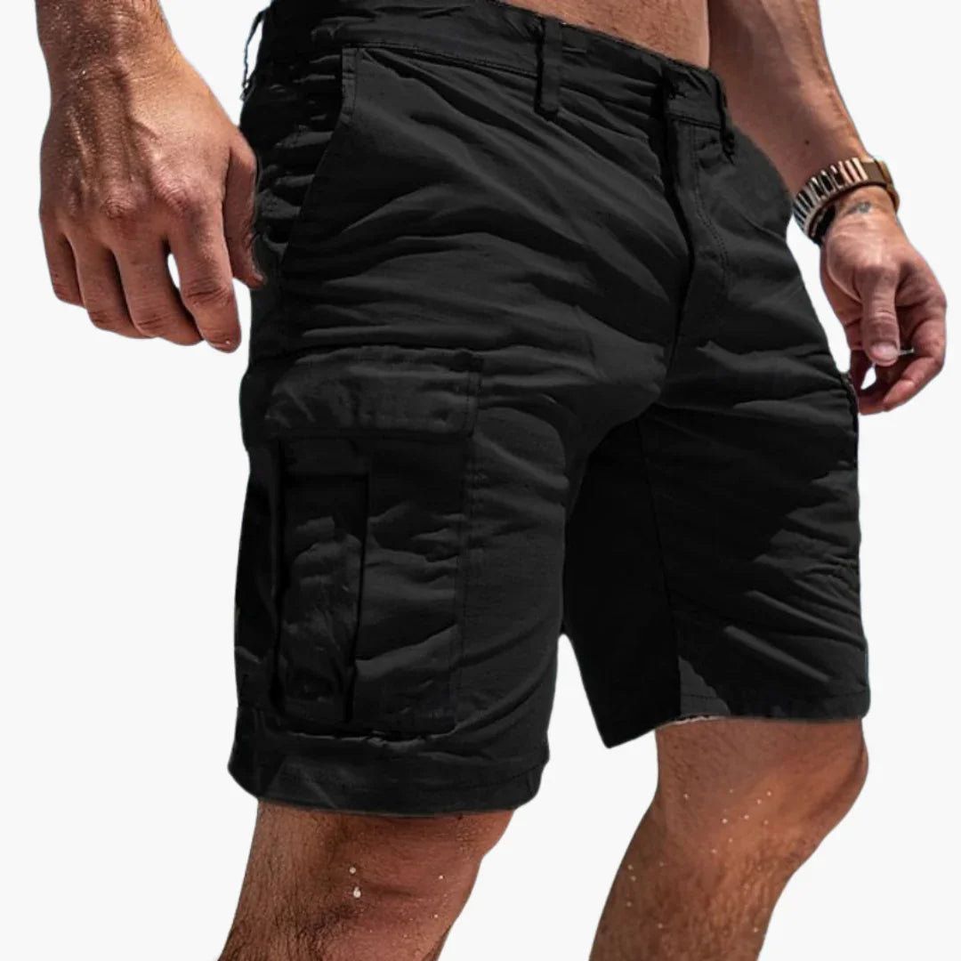 Short cargo homme multipoches pour l'été