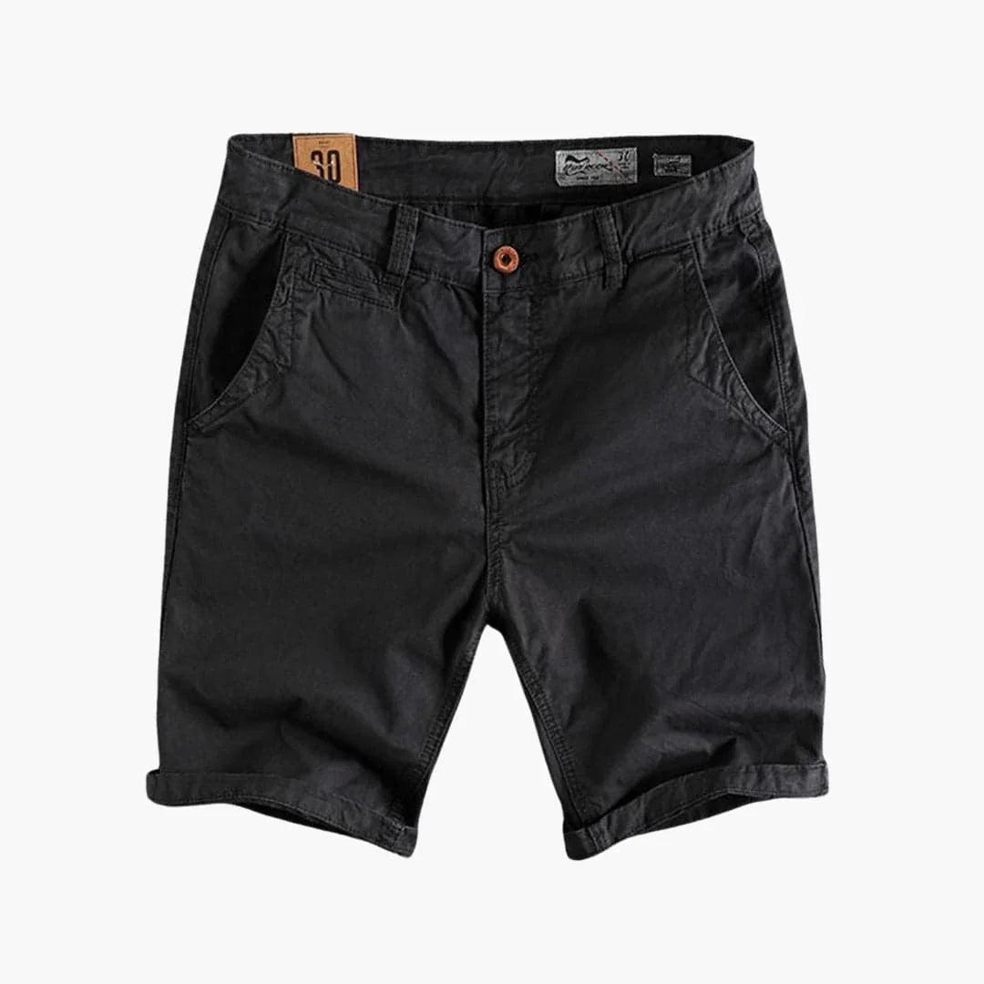 Short homme en tissu léger d'été avec poches et fermeture à bouton