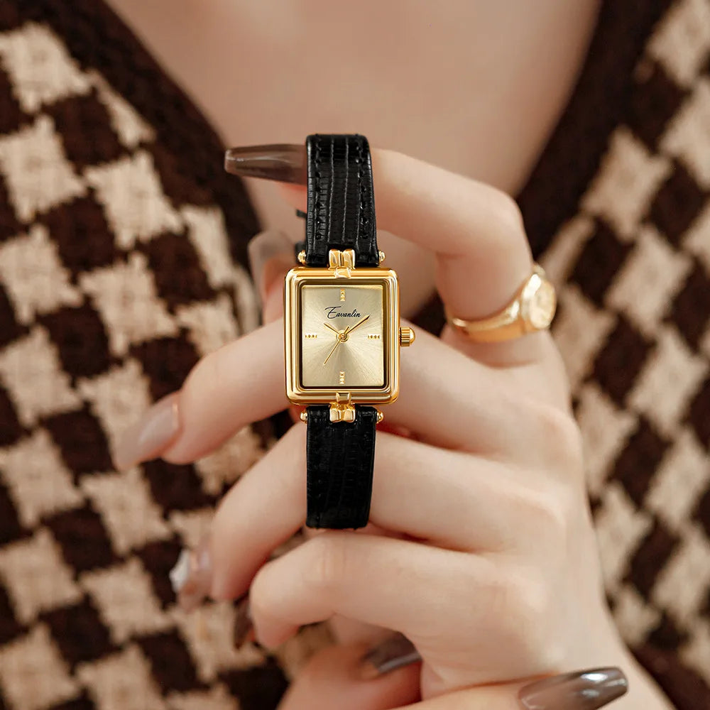 Sienna - Elegant Quartz Watch with Gold Dial