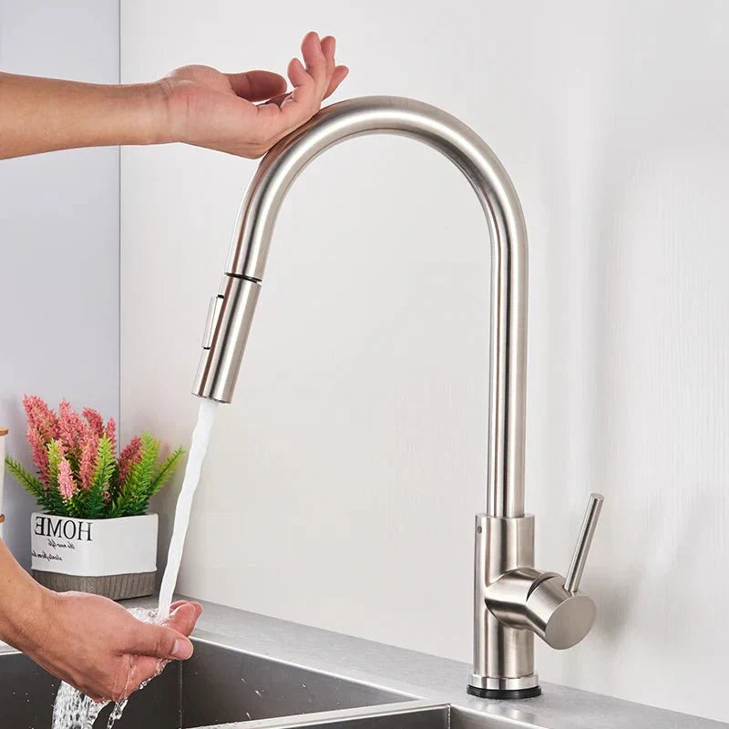 SILQUA – Smart Sensor Kitchen Faucet with Pull-Out Spout