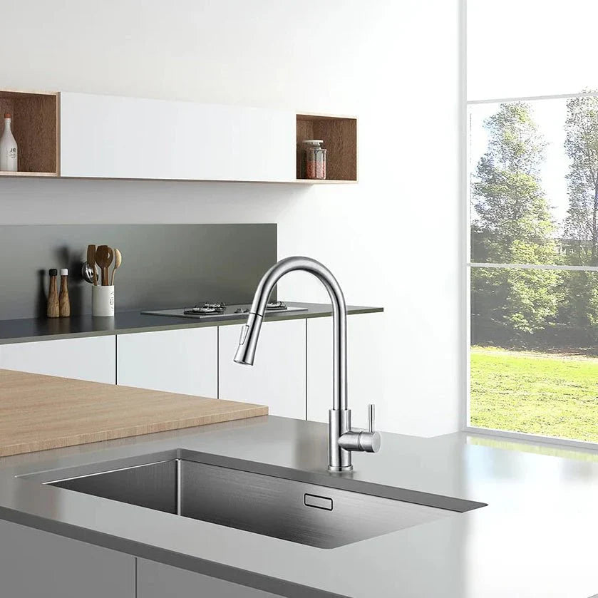 SILQUA – Smart Sensor Kitchen Faucet with Pull-Out Spout