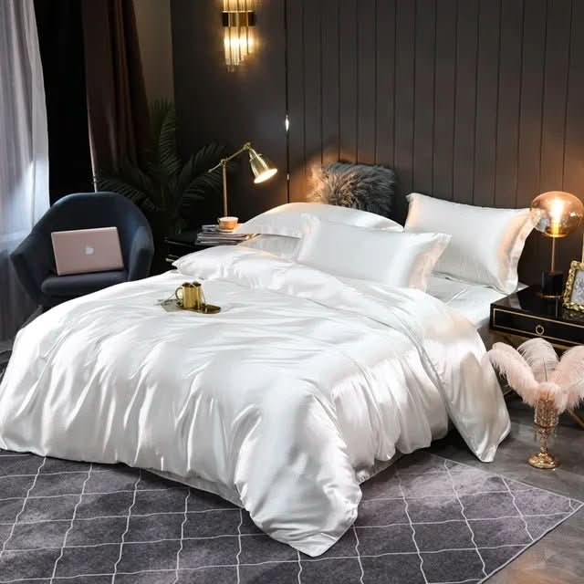 SILVALOOM – Luxurious Silk Duvet Cover for Restful Sleep
