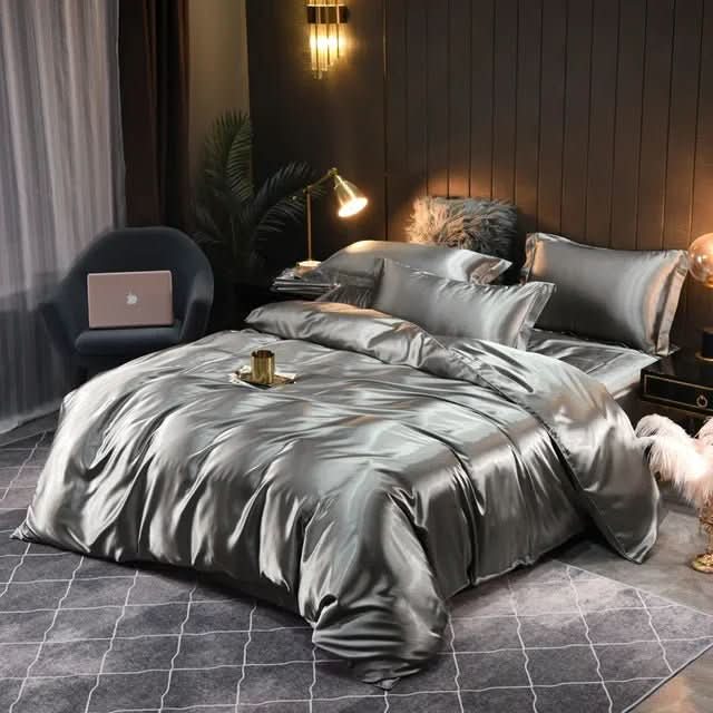 SILVALOOM – Luxurious Silk Duvet Cover for Restful Sleep