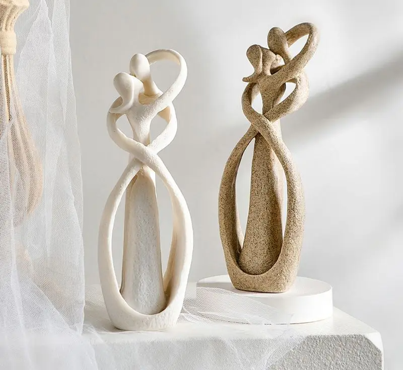 Statuette étreinte éternelle - abstrait - amour intemporel