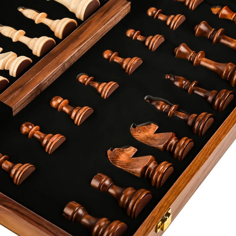 STRATEGIQON – Premium chess set made of wood with classic, foldable walnut wood board