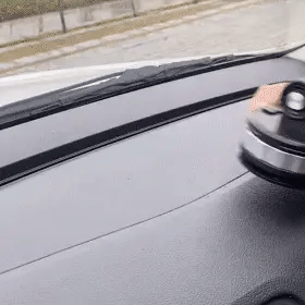 Support voiture universel avec bras télescopique et rotule à 360° pour pare-brise et tableau de bord