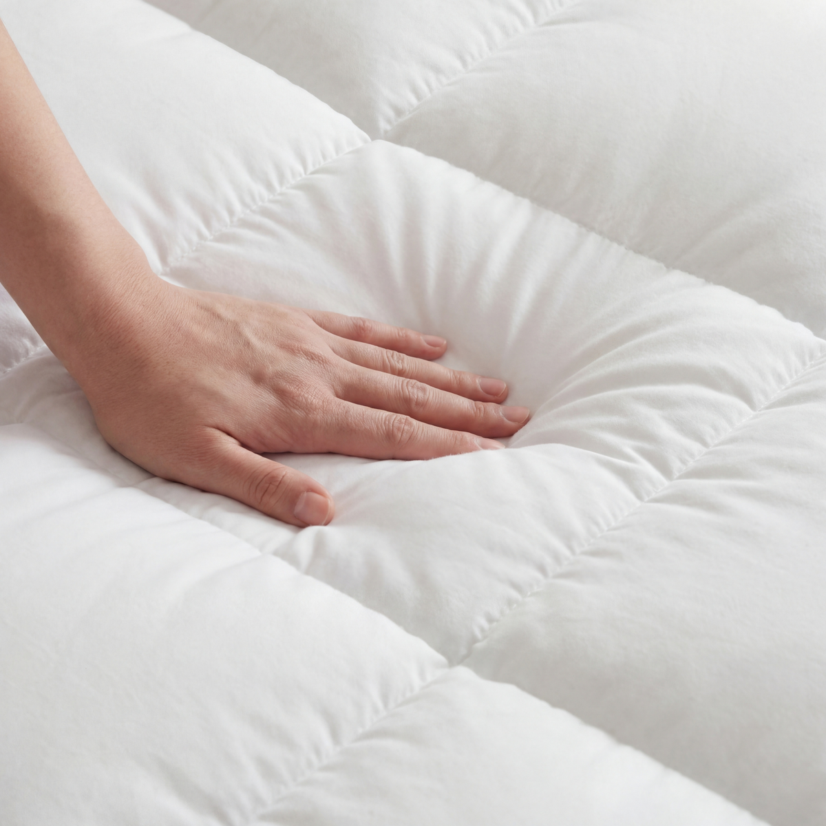 Surmatelas moelleux 1000 g/m² - couche de confort respirante et rafraîchissante