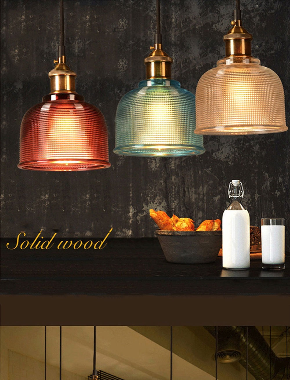 Suspension rétro en verre au design vintage européen