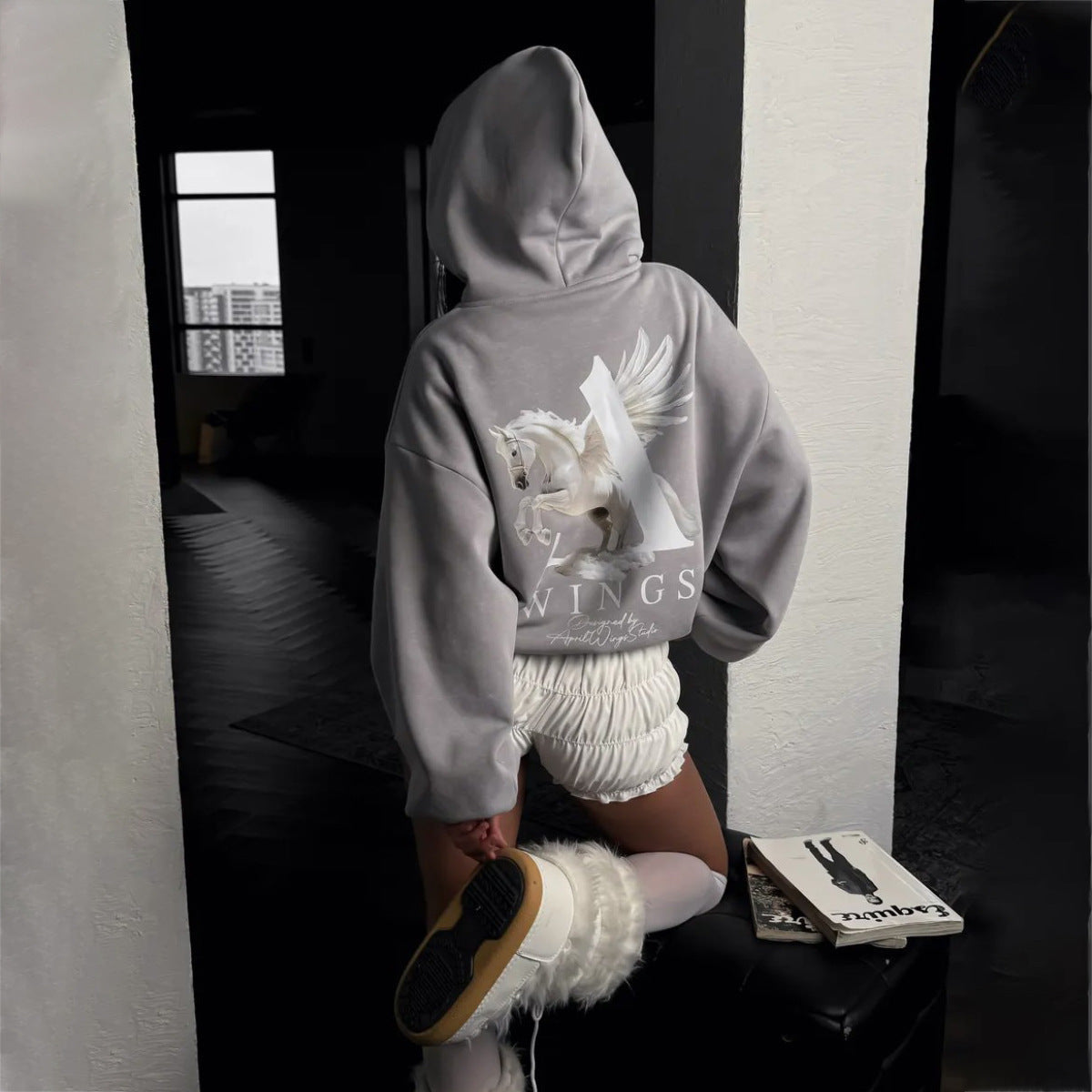 Sweat à capuche urbain pour femme avec imprimé graphique unique