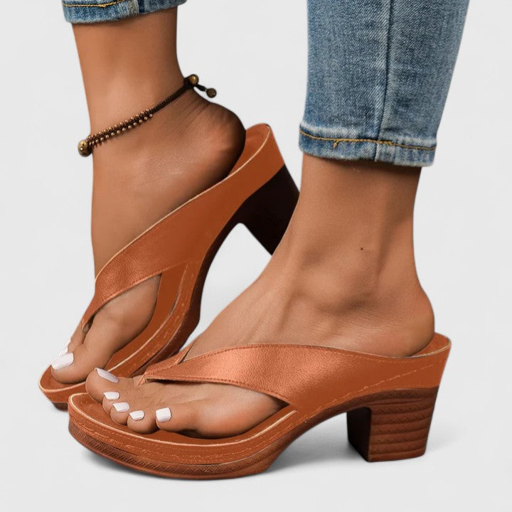 Talons orthopédiques avec semelle intérieure ergonomique et semelle antidérapante – cuir noir 5 cm pour un usage quotidien