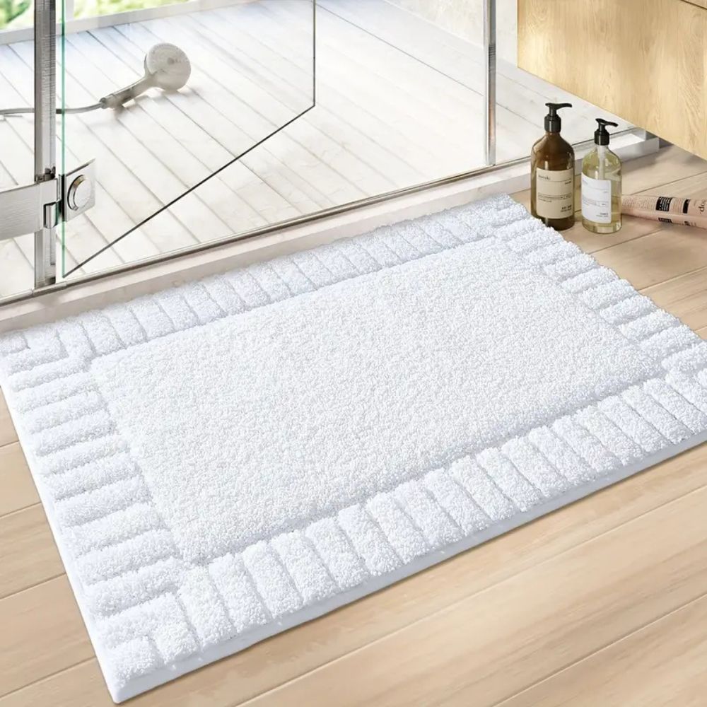 Tapis de bain minimaliste à rayures, antidérapant et à séchage rapide