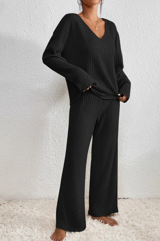 Tenue d'intérieur côtelée pour femme – texture douce et ensemble deux pièces