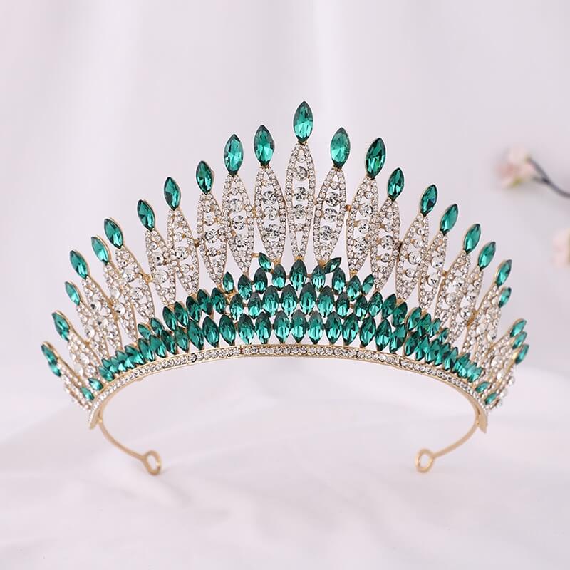Tiare en cristal ornée de strass
