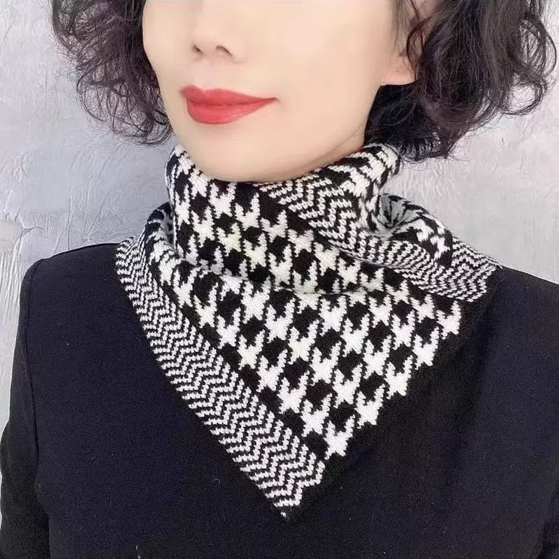 Triangle Scarf
