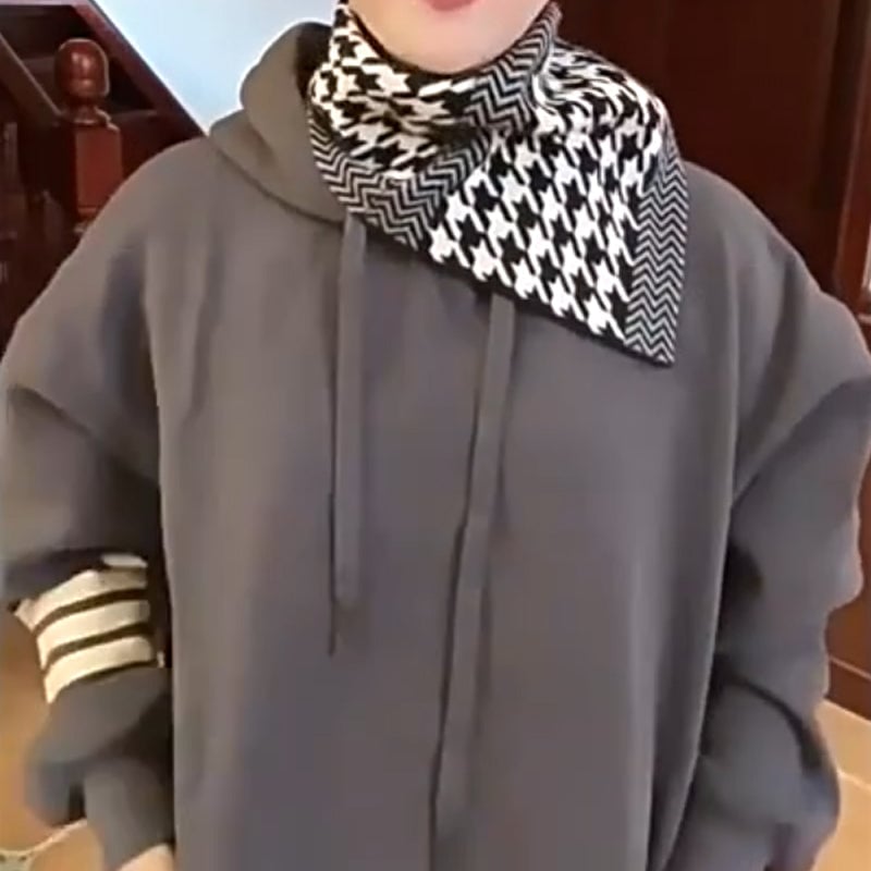 Triangle Scarf
