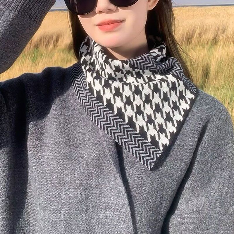 Triangle Scarf