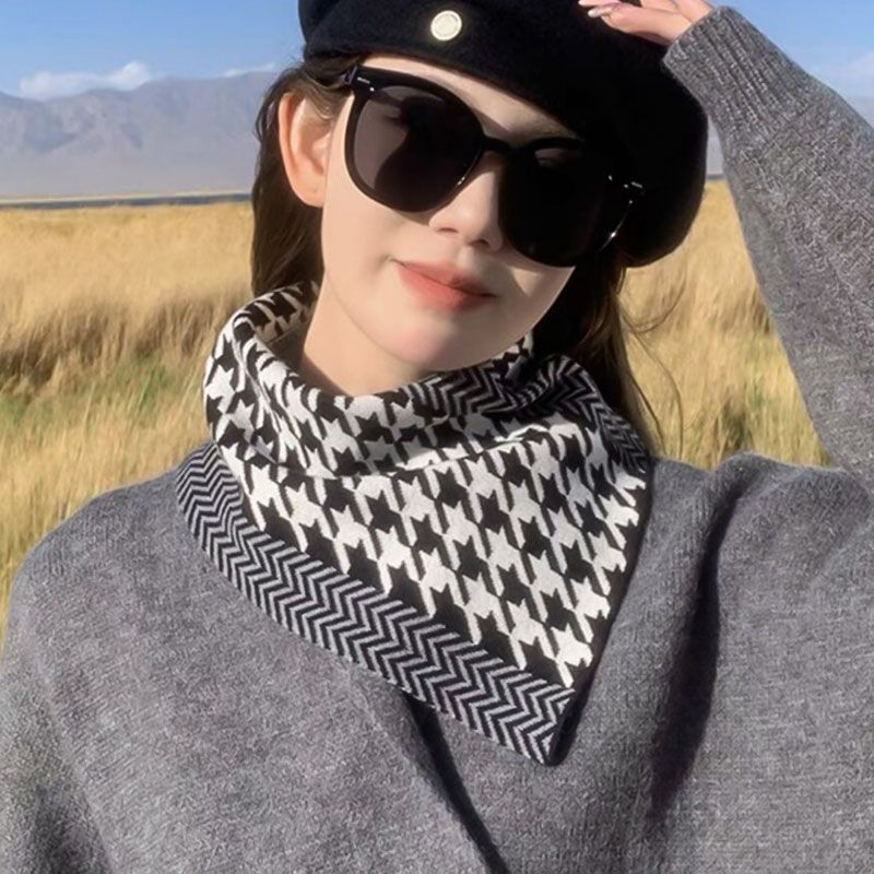 Triangle Scarf