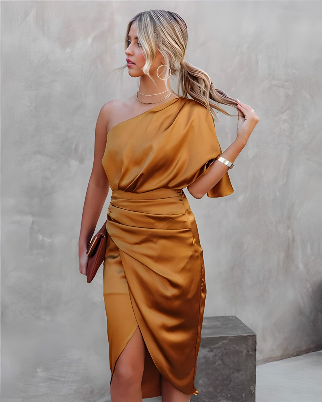 Valentina | Elegant Evening Dress in Silk