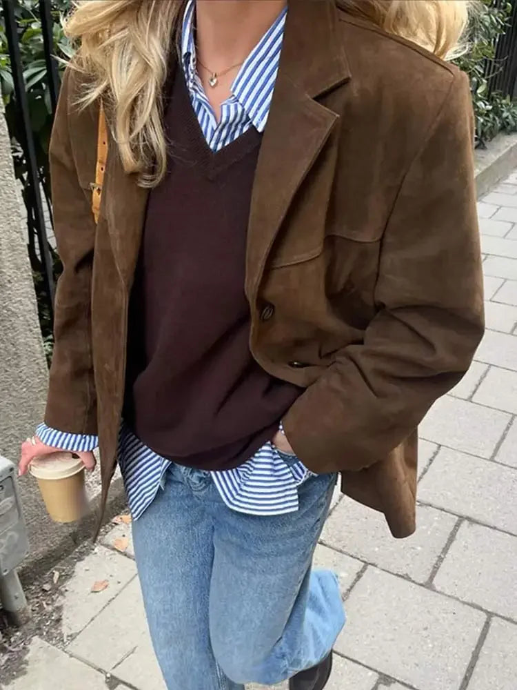 Veste classique pour femme avec boutons, col et manches longues