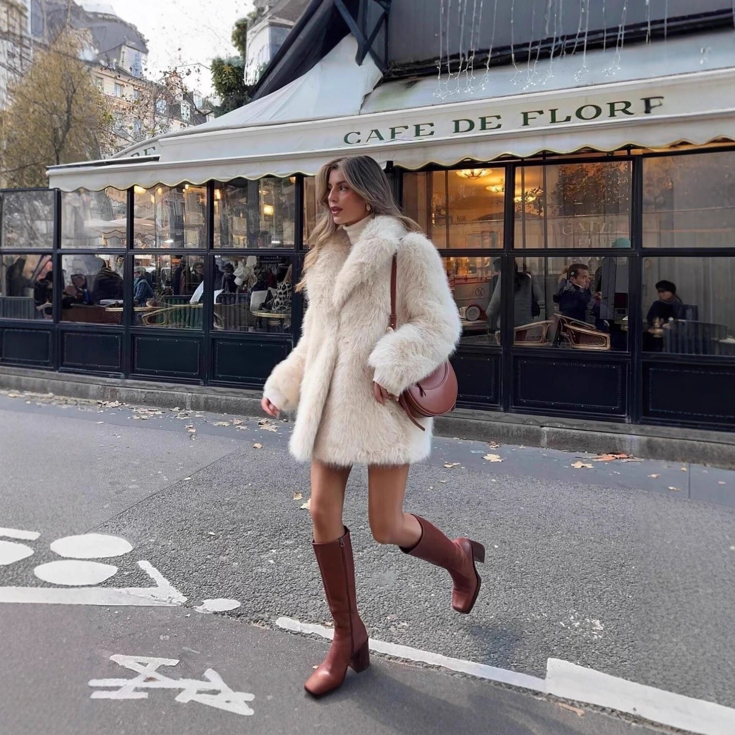 Veste de luxe en fausse fourrure coupe élégante, chaude et confortable