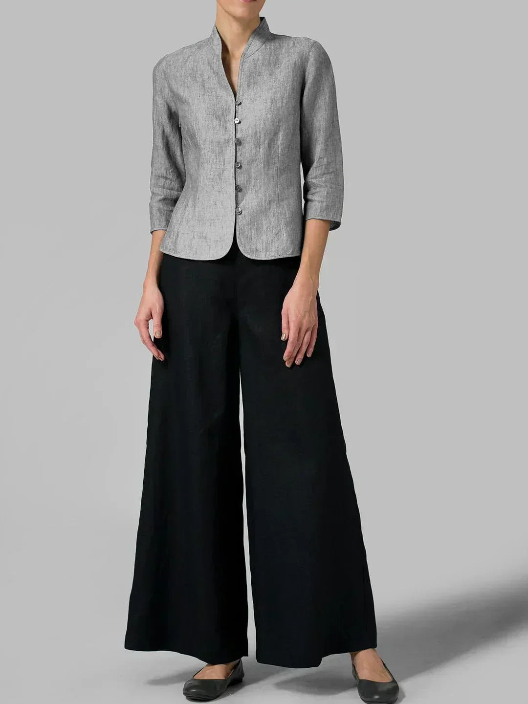 Veste pour femme boutonnée devant à manches 3/4 et col officier