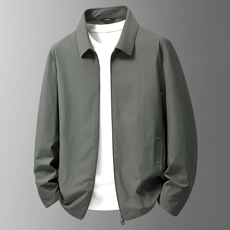Veste technique légère et imperméable pour homme