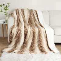 WILDCOZY – Manta de piel salvaje acogedora con motivo de ciervo – confort reversible de felpa