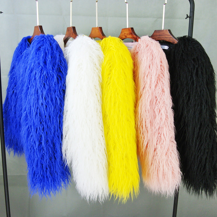 Women's Faux Fur Coat with Long Sleeves